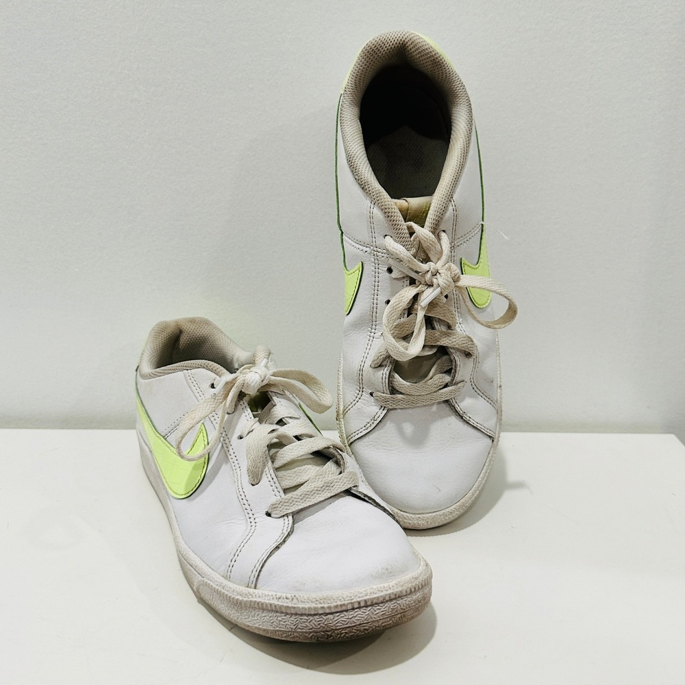 Nike Court Royale Womens 9 White Neon Lime Green Walking Sneakers 749867-121